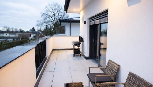 Penthouse mit großer Terrasse Parkplatz und WLAN in exklusiver Lage am Hellweg - Foto 4