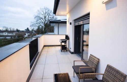 Penthouse mit großer Terrasse Parkplatz und WLAN in exklusiver Lage am Hellweg - Foto 4