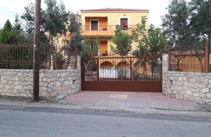 Savvas Apartments - Photo 1