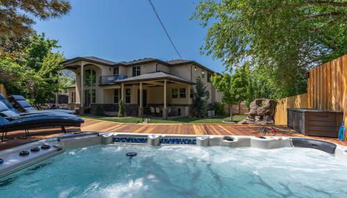 Olympus Luxury - Prime Location - HotTub, Theater and More - Foto 4