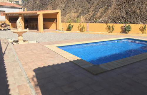 Chalet con piscina privada de 4 dormitorios Las Herrerias -cerca de Vera Playa- - Foto 29