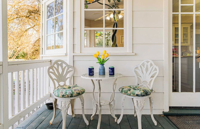 Victorian Manor In Paso Robles Wine Country + Pool, Hot Tub, Firepit, Tennis Court Sleeps 28 - Photo 32