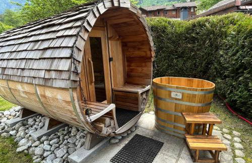 Tiki Lodge - hot tub & sauna - Photo 73