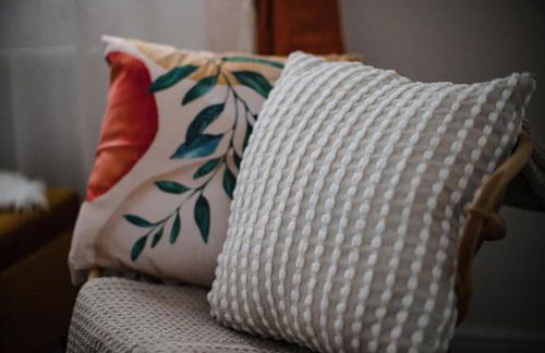 Leeds 4-bed house - hot tub, parking & games - Foto 25