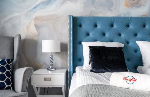 West Side Apartment - Photo 7