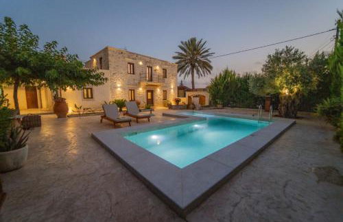 Villa Petrohelidono - Foto 1