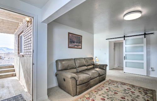 Pet-Friendly Aurora House with Mountain Views! - Photo 4