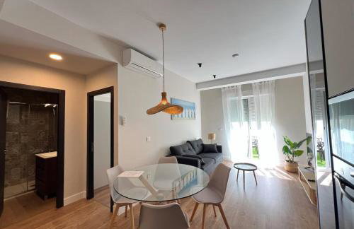 Sunny Terrace 2BR2BA VALENCIA - Photo 11