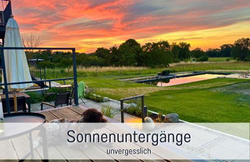 Landloft Linum - Ausgebaute Scheune mit Aussicht, Naturpool, Kamin, Sauna, Luxusausbau, handverlesene MidCentury Möbel & Kunst - Photo 72