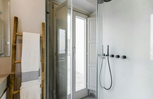 Stunning Villa With Modern Decor - Foto 21