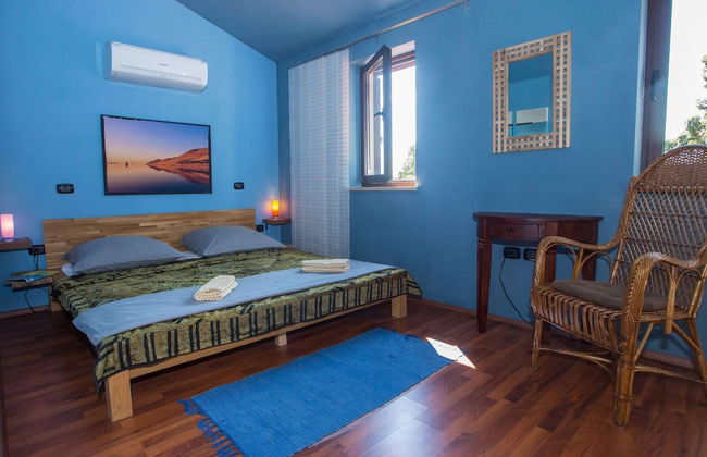 Adorable Holiday Home With Private Swimming Pool & Terrace - Foto 3