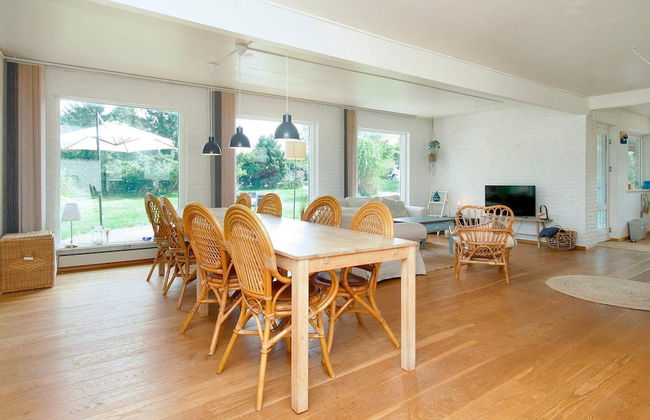 8 Person Holiday Home in Asnaes - Foto 21