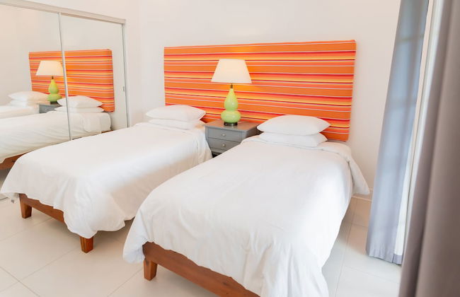 Colibri Court - Photo 2