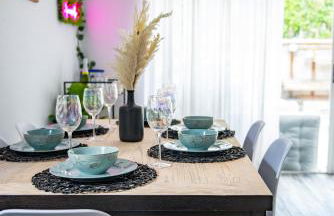 Lux 3 bedroom townhouse 1 block from the beach - Photo 25