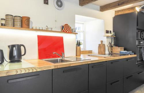 Yr Hal Llangrannog - Photo 3