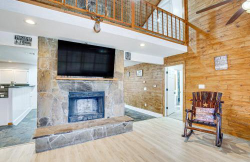 Near Lake Fork Home with Fire Pit in Yantis! - Foto 6