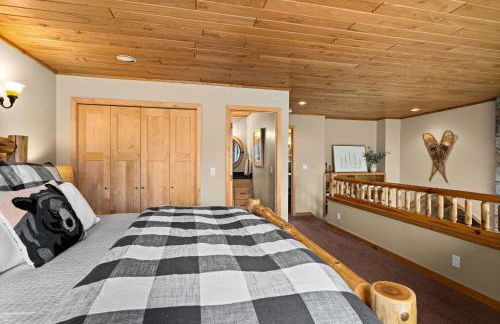 Gorgeous Executive Lutsen Townhome - Ski-in Ski-out, Pool, Hot Tub, Hiking, Biking, campfires and more! - Foto 12