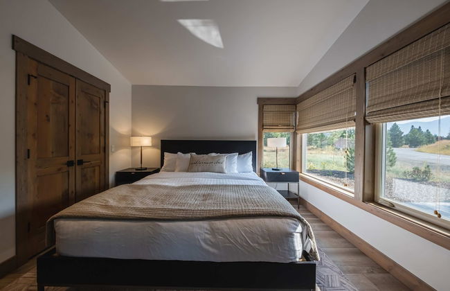 Retreat at the Wilderness Club - Photo 3