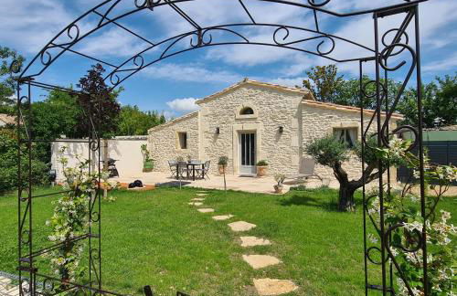 Mazet indépendant pour 2 personnes à St Rémy - Foto 1