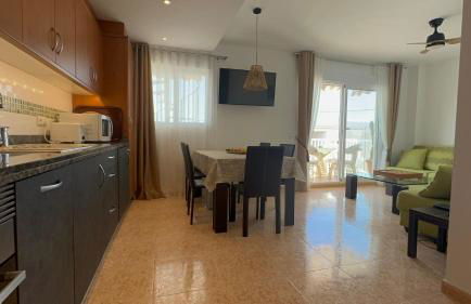 An apartment by the sea in Oliva Playa - Photo 32