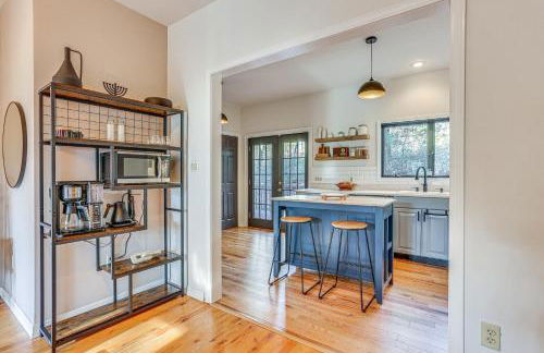 Secluded Kerhonkson Retreat with Deck and Views! - Foto 14