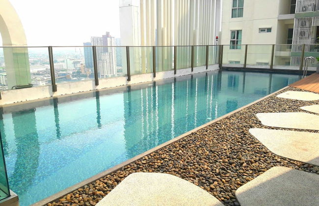 Highrise Cityview Aspire Condo Gym Pool - Foto 15