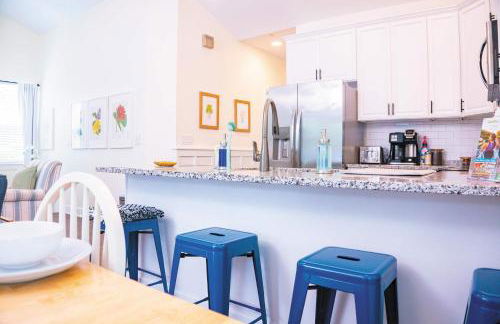 The Lotus Suite Newly Built Upscale Central - Photo 13