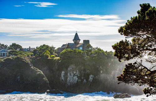 Oceanfront Home - Stunning Views & Private Hot Tub - Foto 31