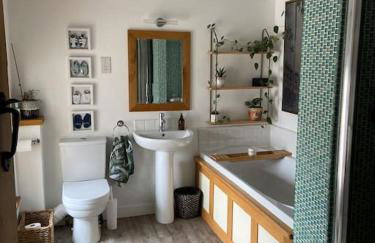 The Old Mint House F1 Silverstone Racetrack - Foto 27