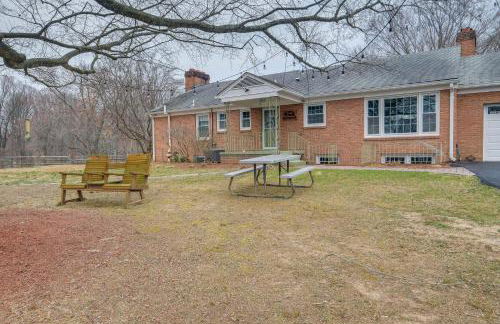 Nature Getaway with On-Site Trails, 17 Mi to DC! - Foto 35