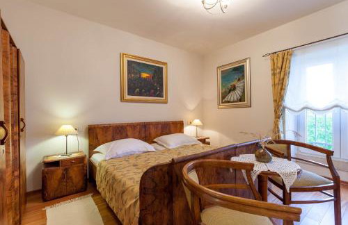 Your Family Oasis by the Sea Villa Mir Vami, heated pool - Photo 25