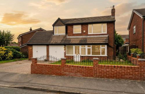 Family-Friendly Detached House Near Leeds and Bradford with Garden - Foto 29