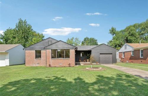 Tulsa Suite Spot-King Bed Near Expo, TU, Dtwn - Photo 20