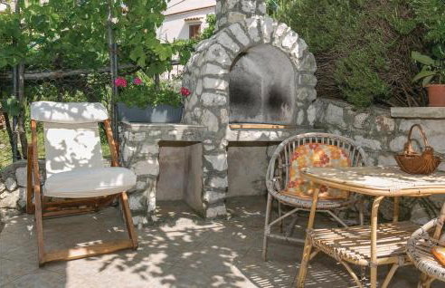 1 Bedroom Pet Friendly Home In Zagorje - Foto 11