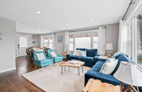 4BR Home | Walk to Beach & Downtown | Parking - Foto 7