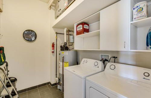 Designer 3BR with Balcony & Elevator on Clark! apts - Photo 16