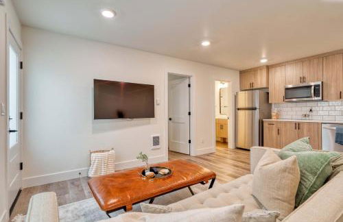 Stay Portland - The Madison Farmhouse - Vintage Shops & Espresso - Foto 8