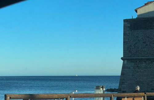 Quiet, sea view terrace, parking, air conditioning, beach, x6 - Foto 26