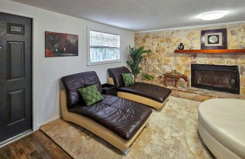 2 Mi to Cocoa Riverfront Park Home with Patio! - Foto 9