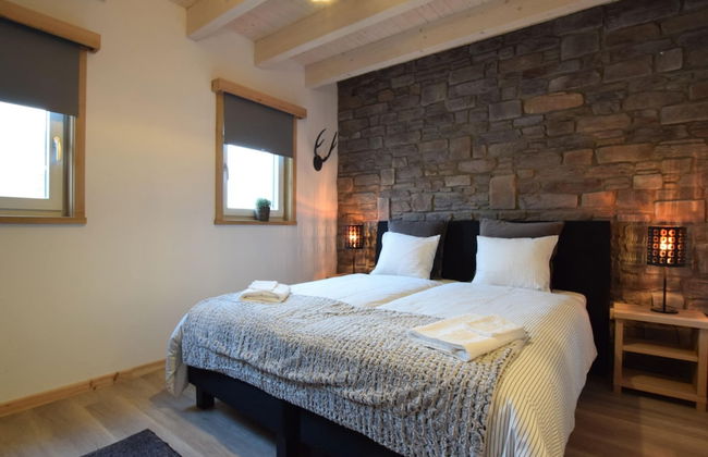 Grandeur Villa with Sauna & Hot Tub in Durbuy - Photo 5