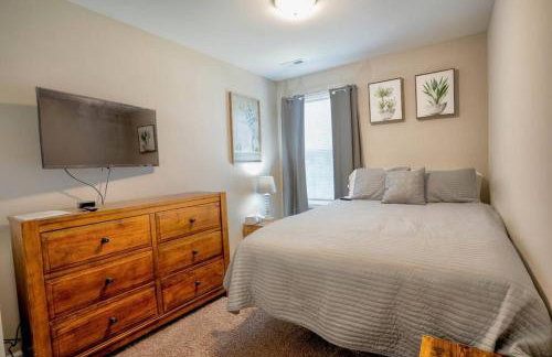 6 Bedrooms Sleeps 16 Great Area - Photo 38