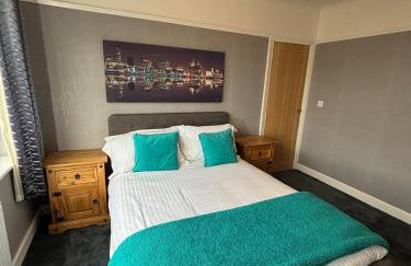 Entire House, Parking, Facilities, sleeps up to 6, suitable for contractors, families or NHS - Foto 11