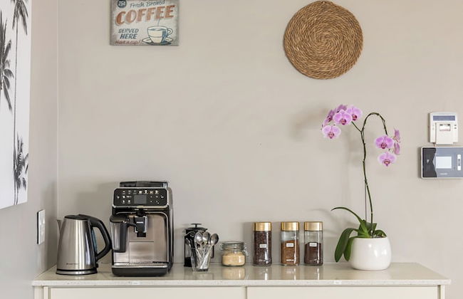 Beachfront, Private Pool, Pizza Oven, Pool Table, Fast Internet, Family Friendly - Photo 41