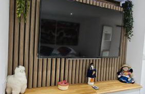 Spacious 4-Bed Home Free Parking, Private Garden - EcuaStay - Foto 15