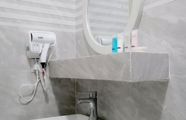 Greenlight Apartments - Photo 7