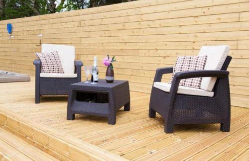 3-bed Lodge - Sleeps 7 - Hot Tub - Pet Friendly - Foto 48