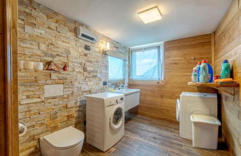 Stunning Home In Chiusa Di Pesio - Photo 34