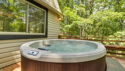 Private Hot Tub and Fire Pit Family Broadway Cabin - Foto 2