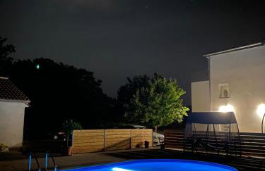 Holiday home “MARKO” with heated pool! - Photo 5