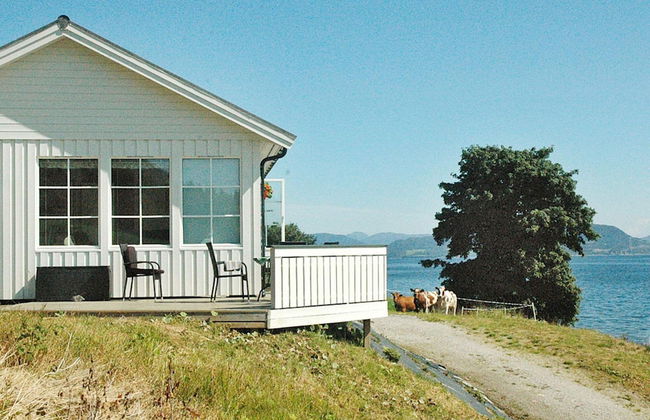 5 Person Holiday Home in Averoy - Foto 14